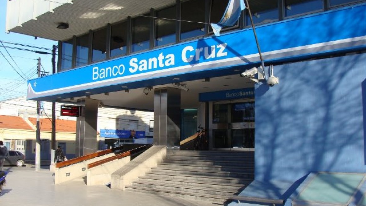 Banco Santa Cruz advirtió sobre engaños telefónicos y falsos mails y recordó los consejos de seguridad