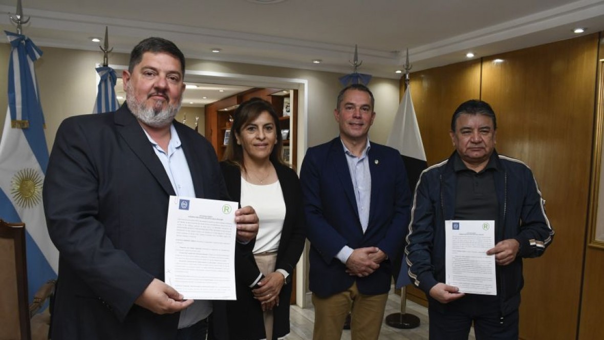 El Gobierno y RENATRE mantuvieron una mesa de trabajo con eje en el desarrollo del sector rural